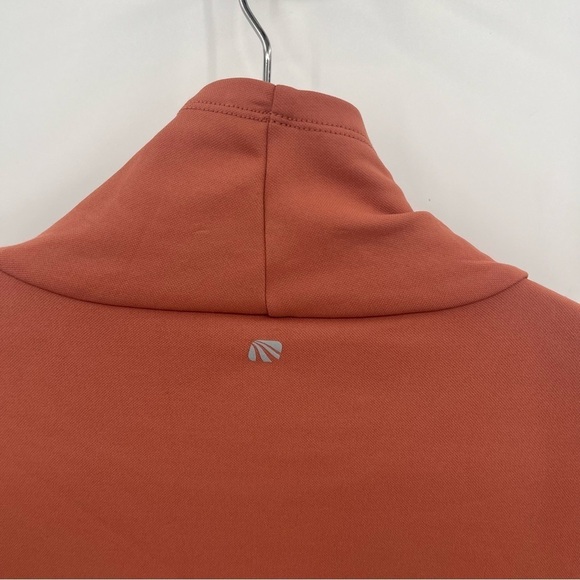 Marika M NWT Long Sleeve Athletic Winter Workout Top - Picture 7 of 12